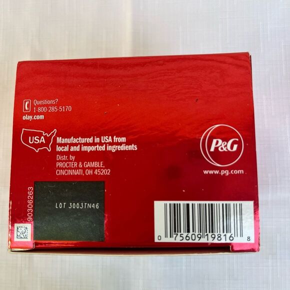 OLay Regenerist Retinol 24 +peptide Night Hydrating Moisturizer, size 1.7 Oz. - Picture 5 of 5